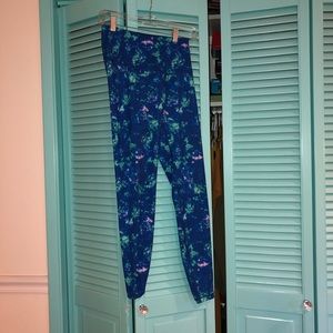 Old navy blue galaxy workout leggings